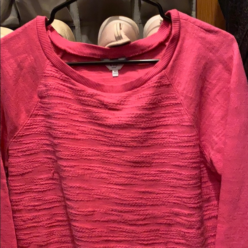 pink sweater